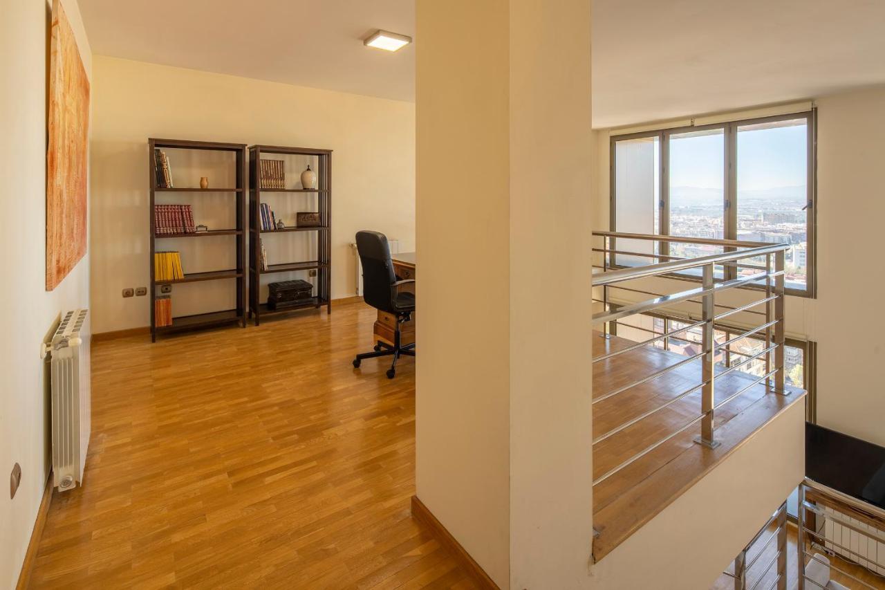 Atico Top Granada, Penthouse, 18-19Th Floor, City Centre, Views, Terrace, Free Parking Екстериор снимка